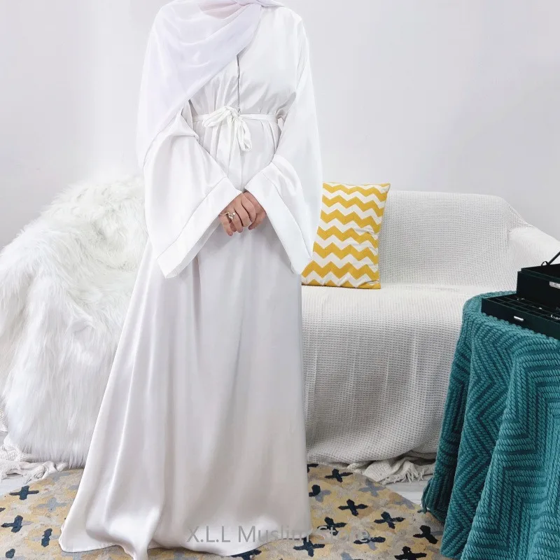 Plain Elegant Eid Ramadan Dubai Turkey Dresses Modest Loose Robe Femme Musulmane Kaftan Muslim Women's Prayer Garment (No Scarf)