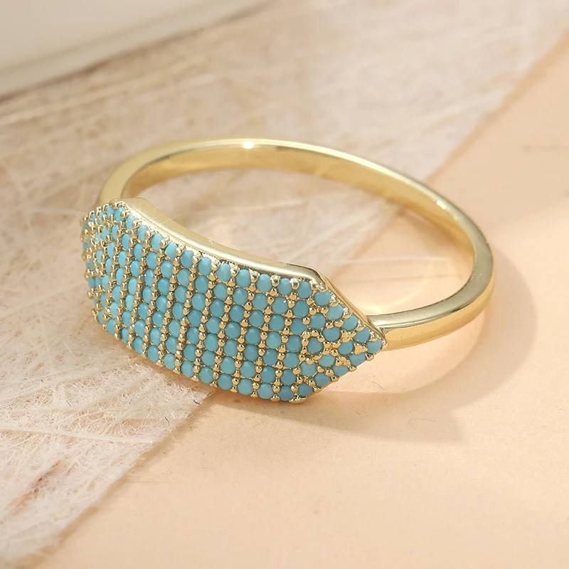 Elegant Wide-Faced Copper Ring with Inlaid Turquoise - Bohemian Style