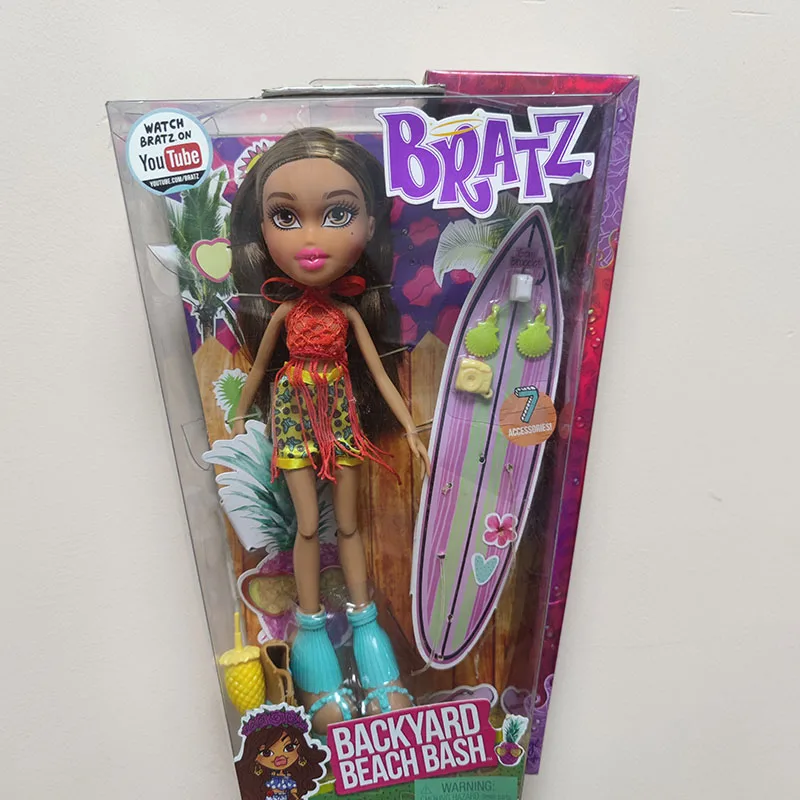 

BRATZ DOLL Backyard Beach Bash Girl Gift bratz doll toys