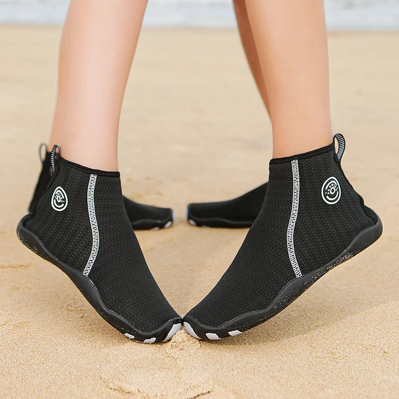 Diving Socks High Top Barefoot Water Shoes Swim Sandal Men Beach Aqua Shoe Women Drainage Wading Sneaker Fitness Fishing Surfing diving socks diving shoes water shoes aqua shoes barefoot shoes