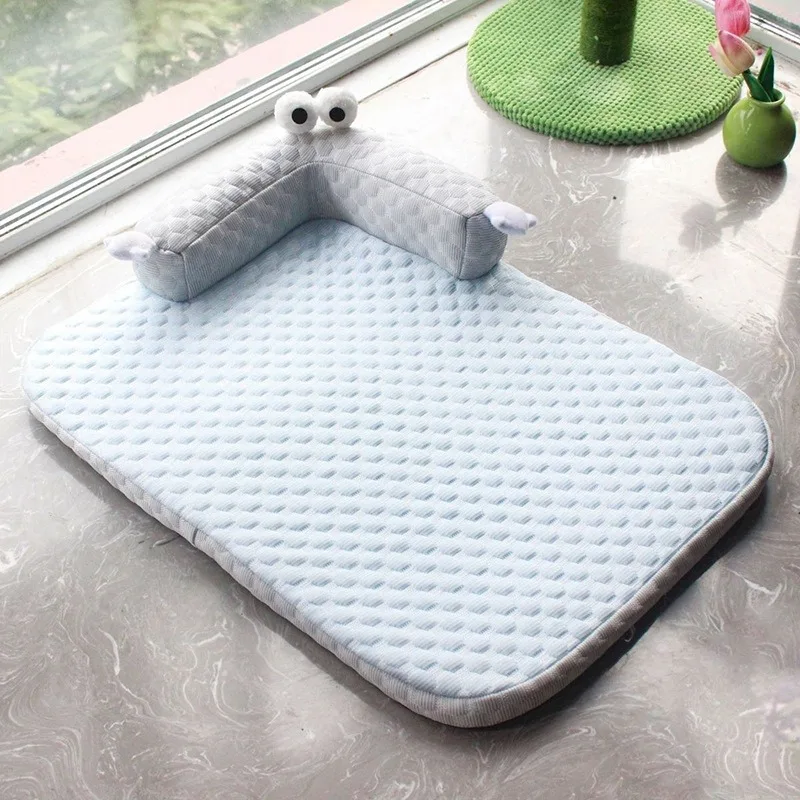 2026 New All-season Removable and Washable Dog Bed Breathable and Soft in Summer Comfortable Washable Cat Sleeping Mat