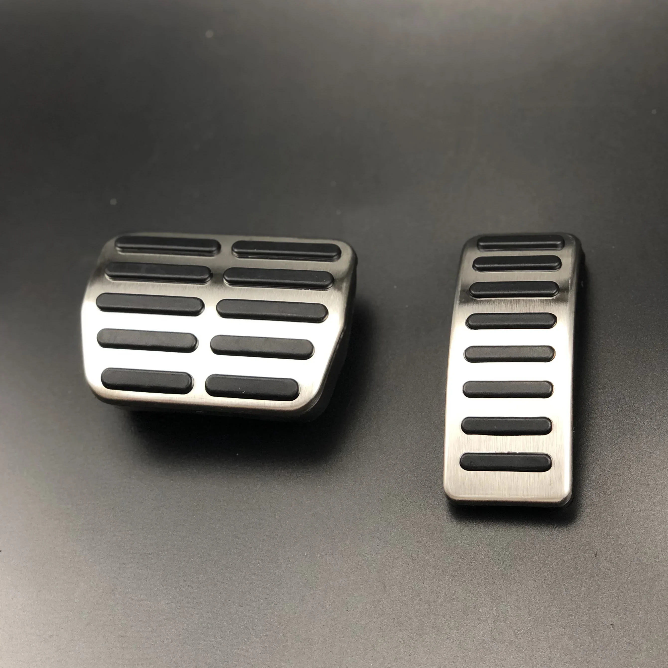 Car Pedal Pads For Volkswagen Polo Amarok Beetle Jetta MK4 Bora Golf 4 Vento /Skoda Octavia 1U Fabia 1 Rabia Rapid Roomster car accessories car pedals pedal cover stainless steel pedal cover racing pedals