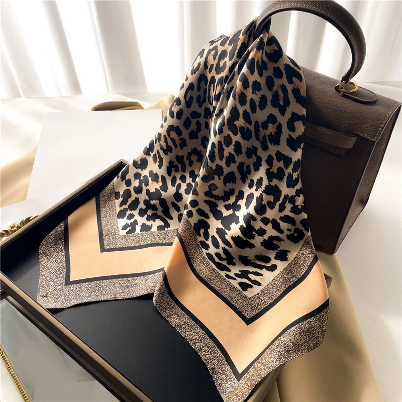 1pcs 70cm Leopard Print Silk Scarf for Women Imitation Silk Light Luxury Versatile Headwear Bag Decoration Clothing Square Scarf 2