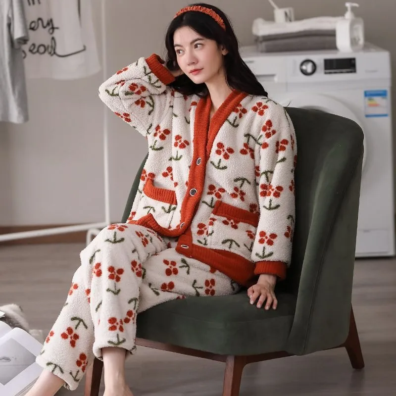 2024 New Autumn Winter Sleepwear Coral Velvet Pajamas Women Plush Warm Homewear Set V-neck Warm Ice Cream Velvet Loungewear