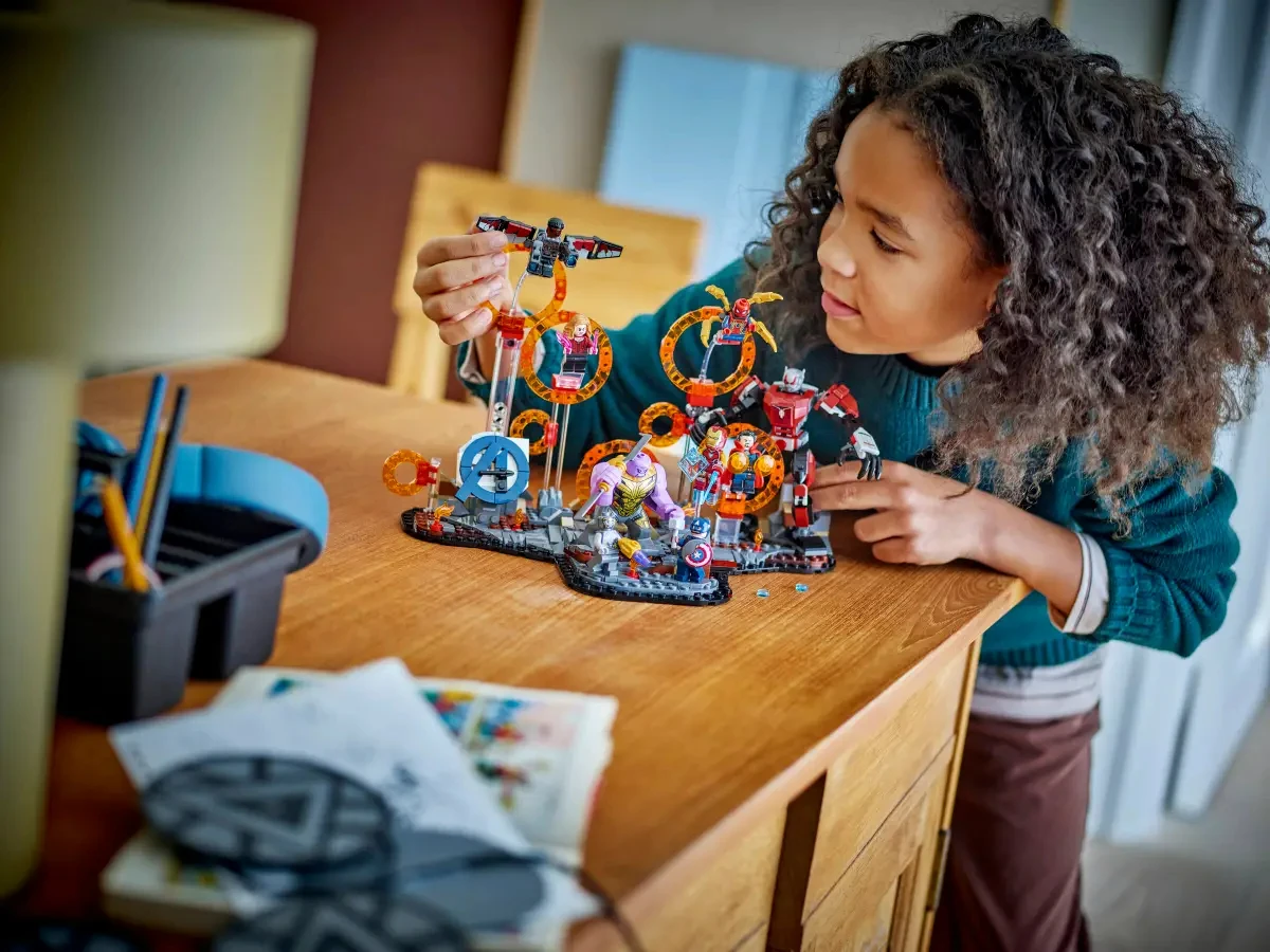 LEGO® Marvel Avengers: Endgame Final Battle (76323) Buildable