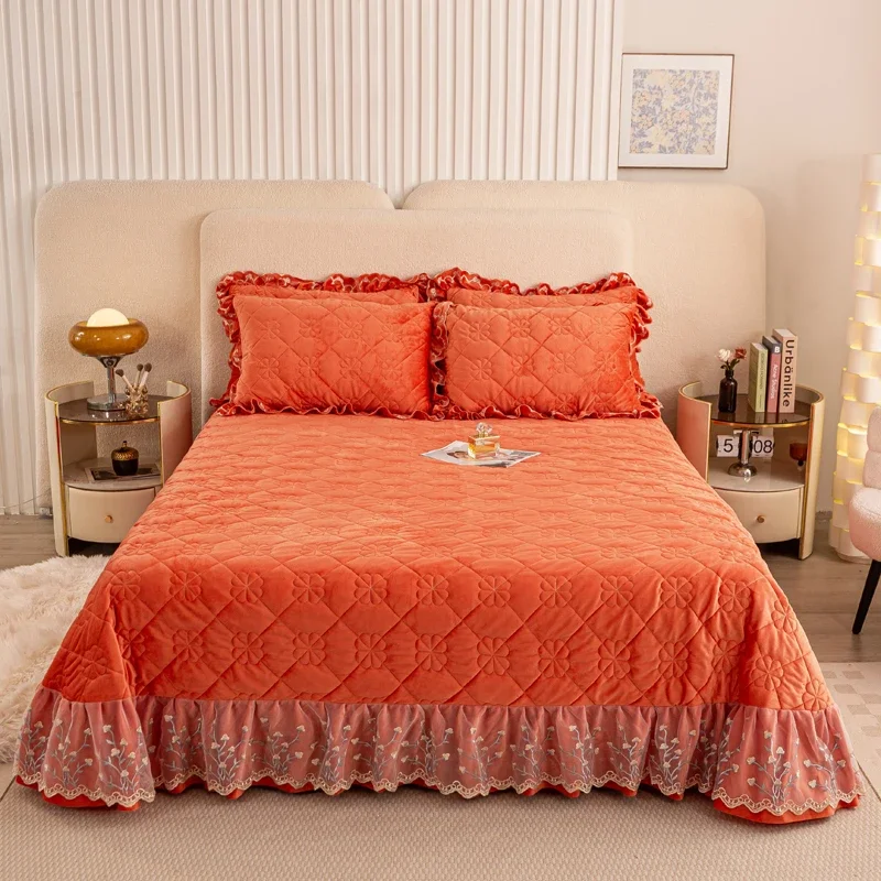 

Thicken velvet double Bedspread on the bed lace ruffle bed cover full set Mattress topper bedspreads & coverlets bed sheets set