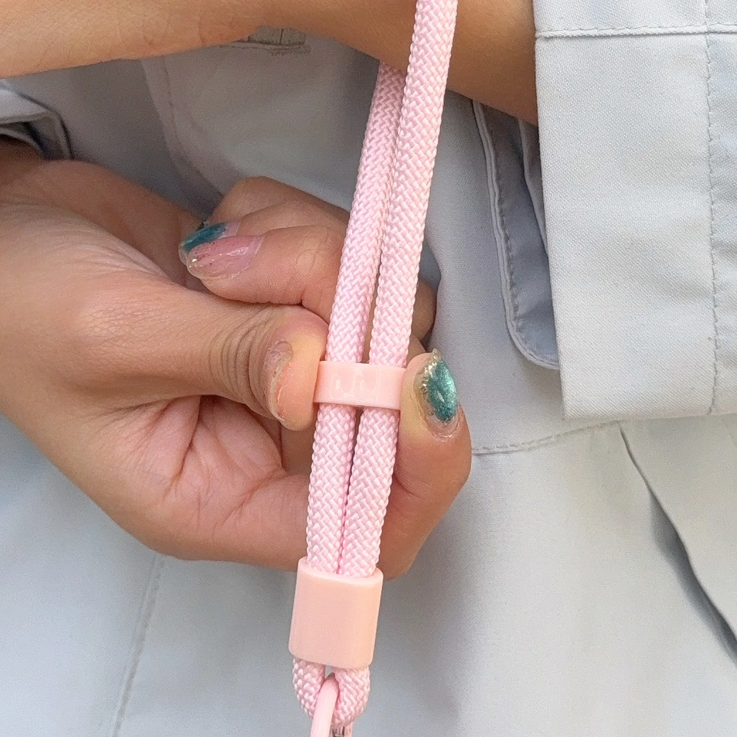 Universal Adjustable Mobile Phone Lanyard Short Wrist Strap with Patch Cute Star Pendant Anti-drop Design Durable Phone Straps