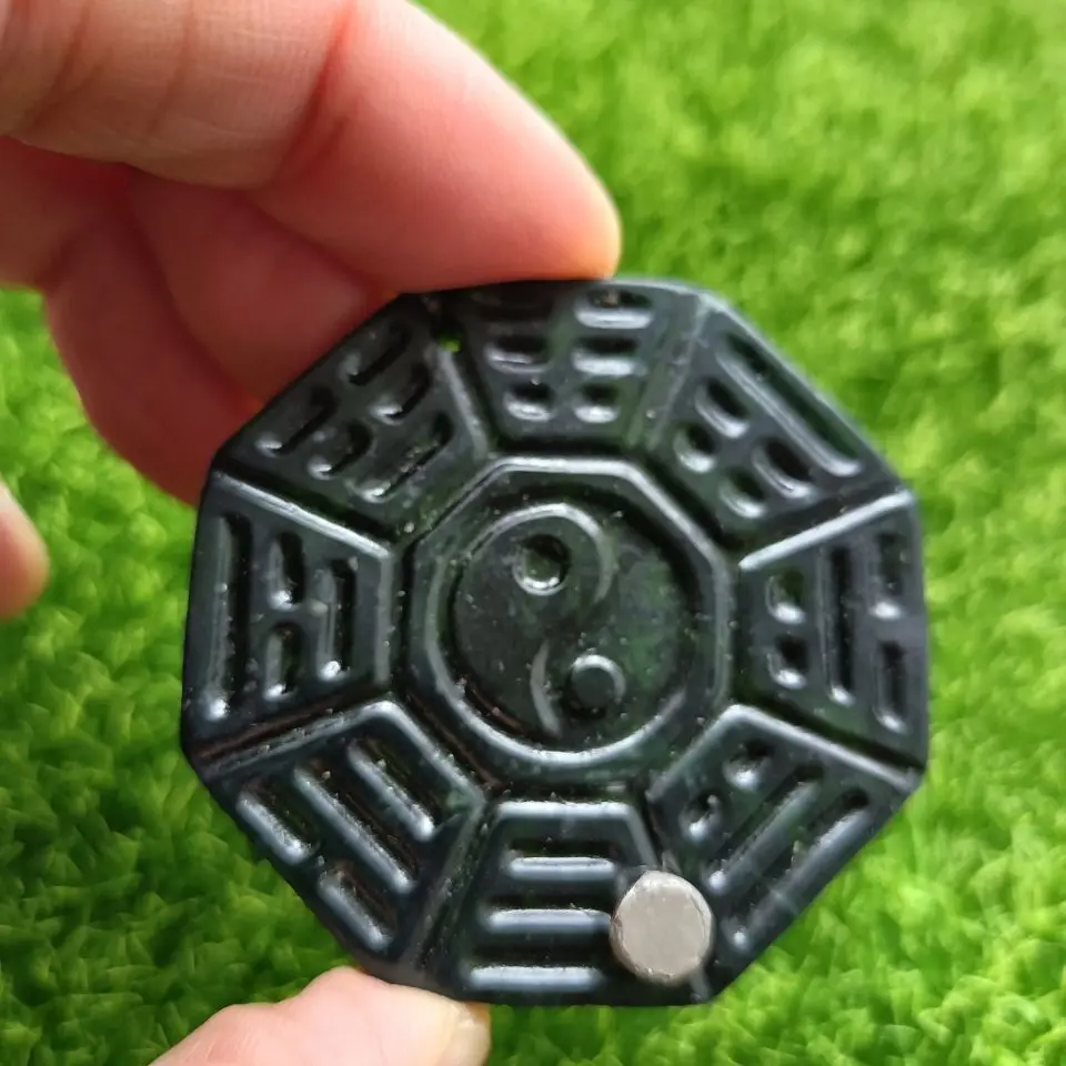 

Natural Tibetan Jade Medicine King Shi Gankun Bagua Pendant for Men and Women Ethnic Wind Joker Pendant