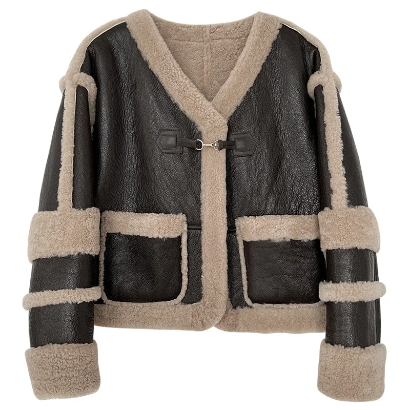 Рисунок 5 - Женское роскошное пальто из импортной овчины