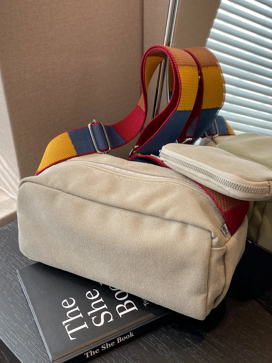 

Canvas women's 2023 new cycling pillow niche pop wide shoulder strap crossbody student toast bag