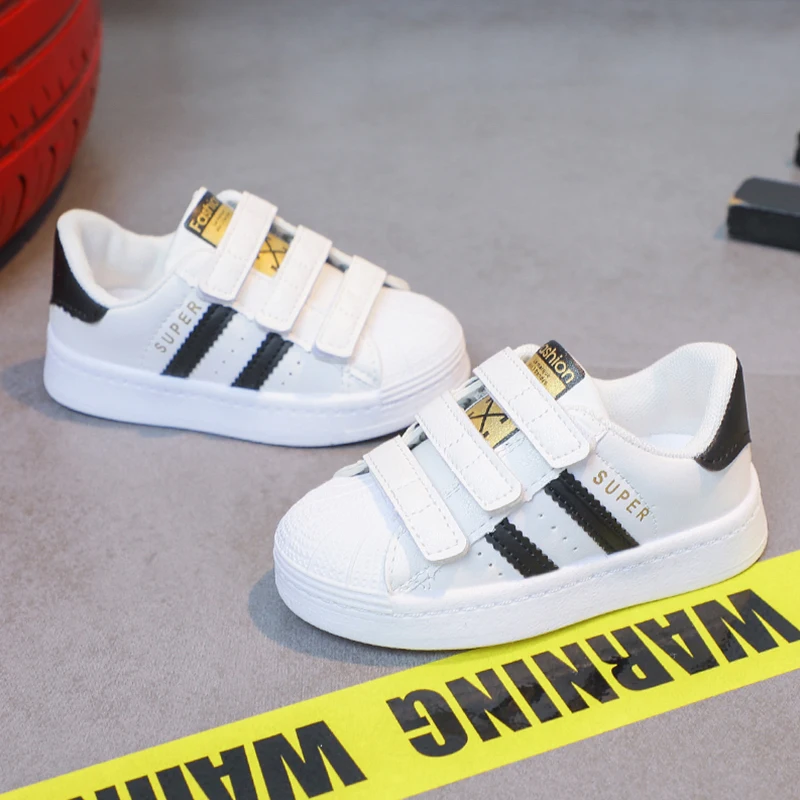 أحذية رياضية بيضاء للأطفال مانعة للإنزلاق ، أحذية...