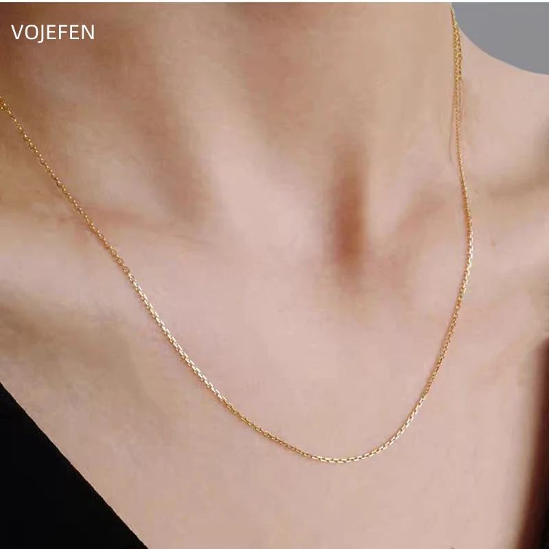 Lange Halskette aus 18 Karat Gold