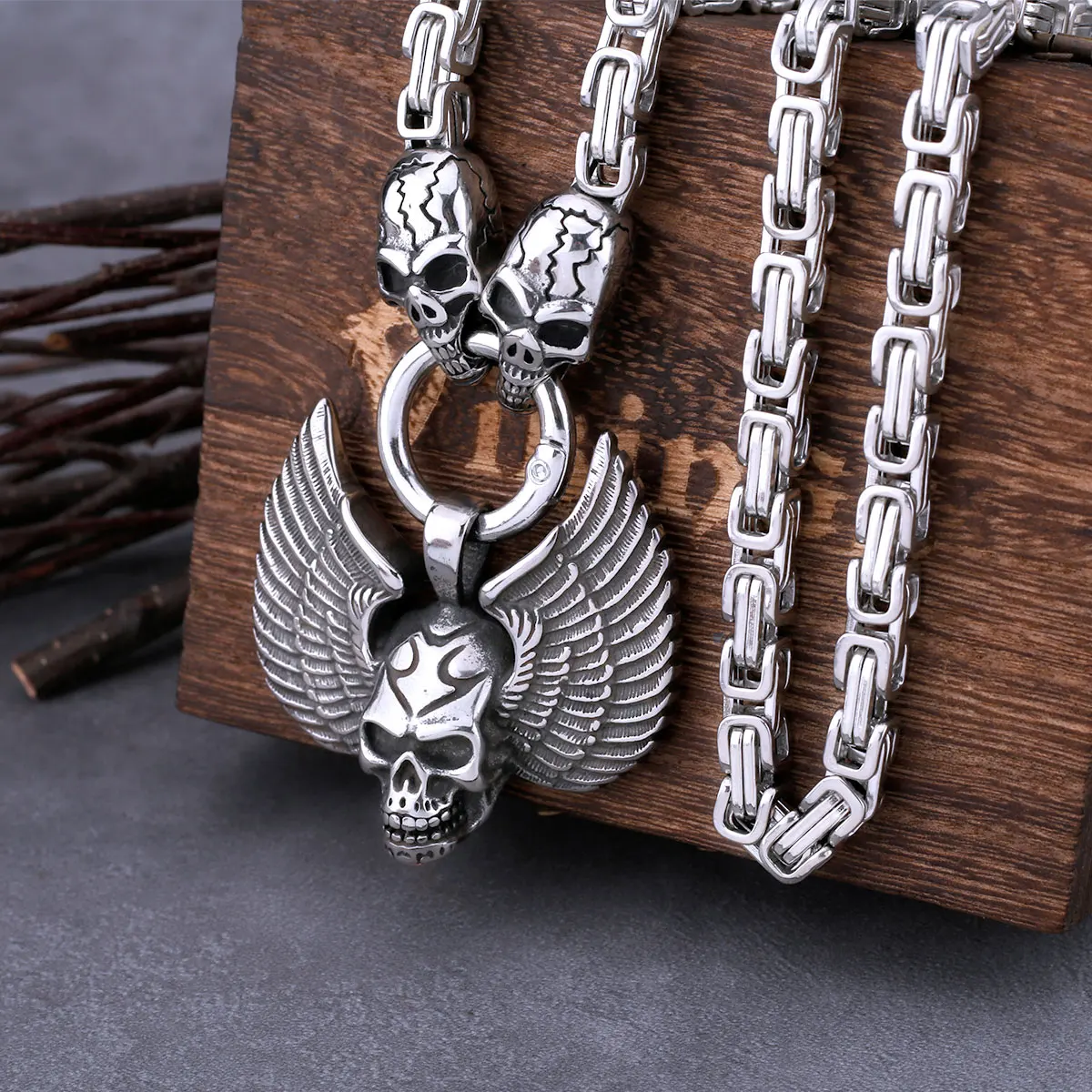 Stainless Steel Wing Head Skull Pendant with Skull Square Necklace Men's Fashion Gothic Pendant Necklace Biker Hip Hop Jewelry