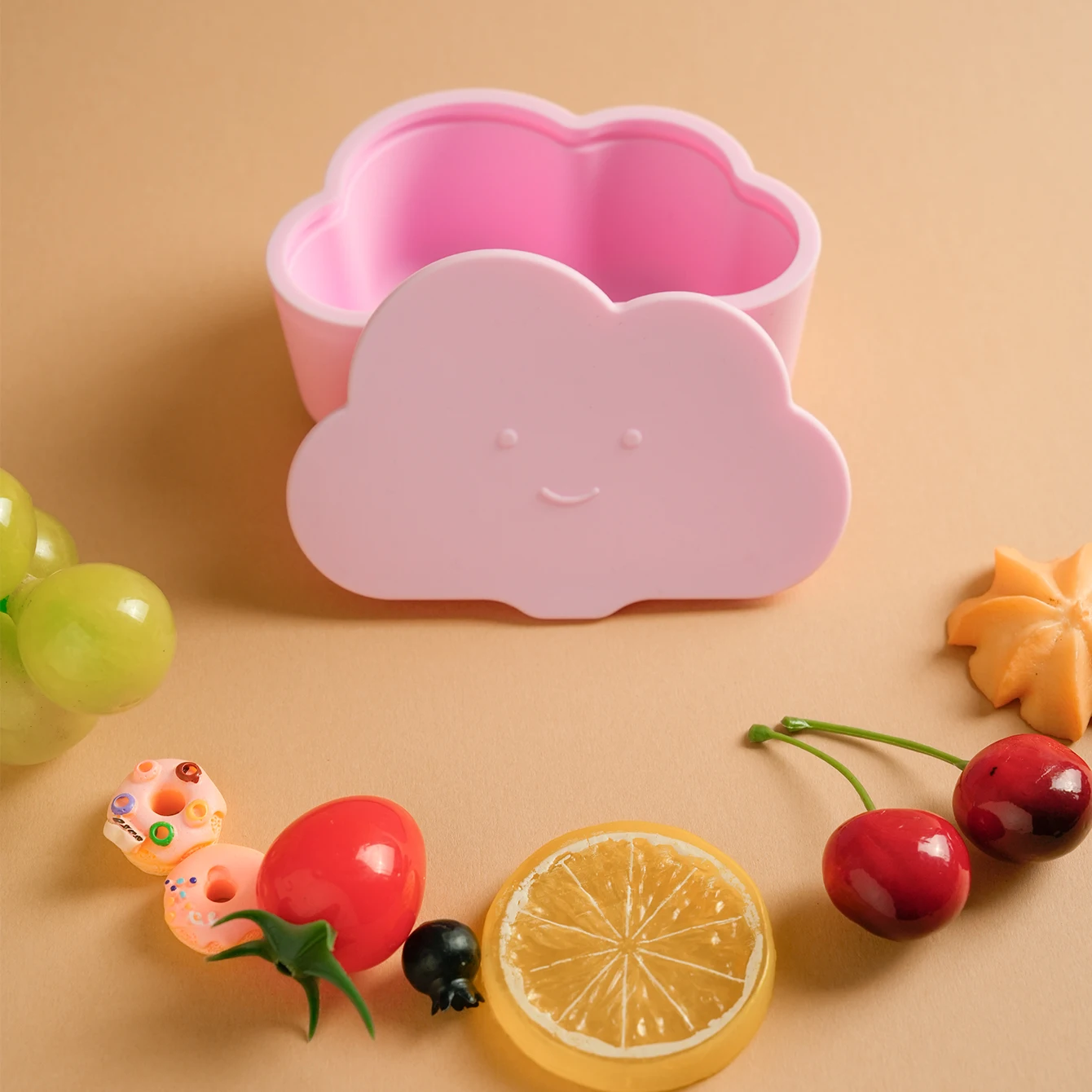 1PCS Silicone Baby Tableware Bpa Free Cloud Shape Baby Snack Box Eating Training Food Storage Smile Face Meal Tray baby food storage containers portable food storage box