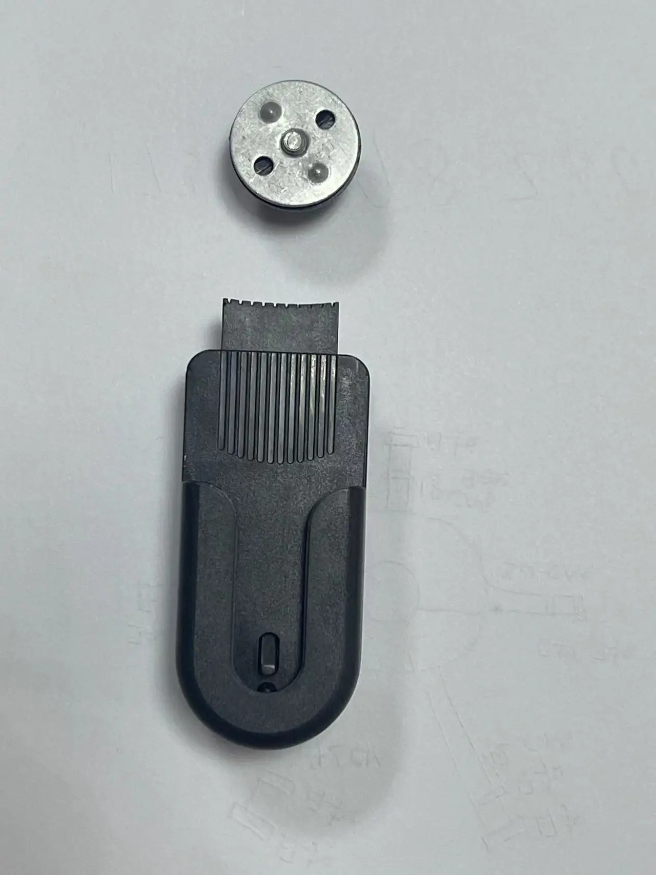 Swivel Belt Clip Holder for Smartphones Cameras Radios Walkie Talkies Remotes plastic belt clips