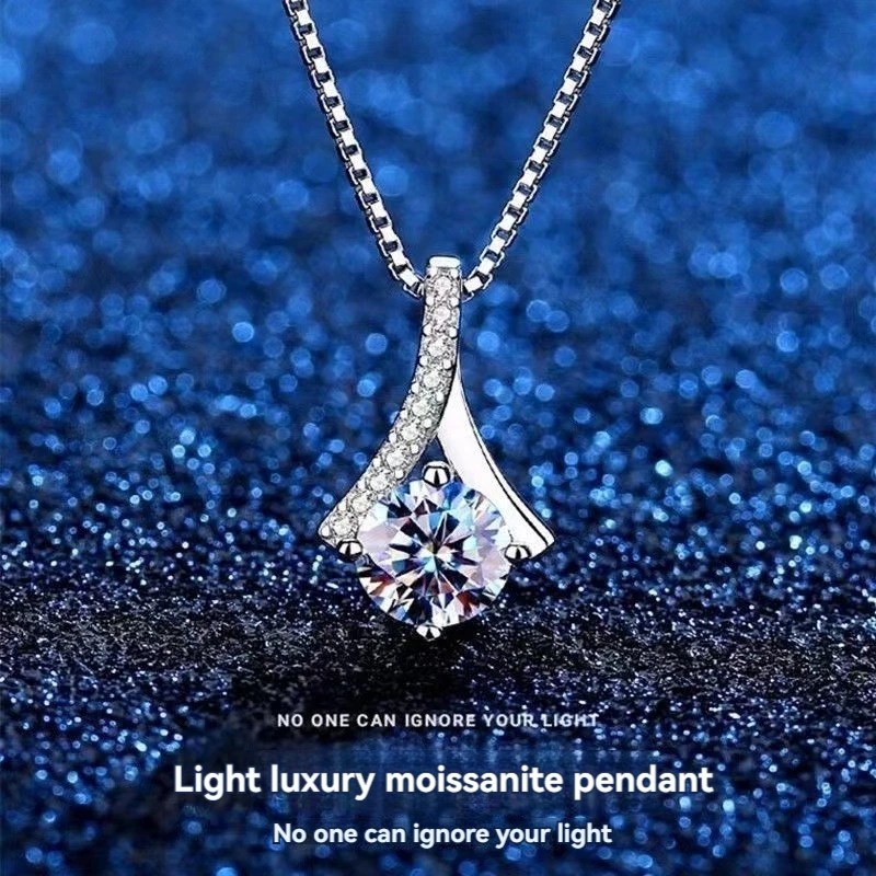 

New D color 1 carat Moissanite women's necklace gift S925 sterling silver humanoid pendant necklace boutique jewelry
