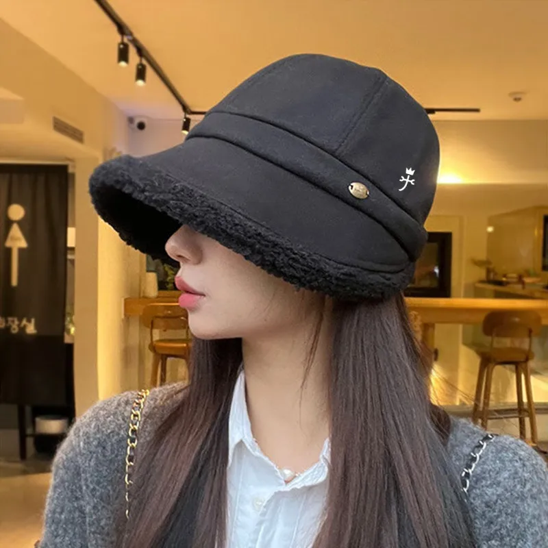

2024 New Women's Winter Golf Cap Velvet Insulated Duck Tongue Fisherman's Hat Fashionable and Versatile Women's Golf Hat 골프모자