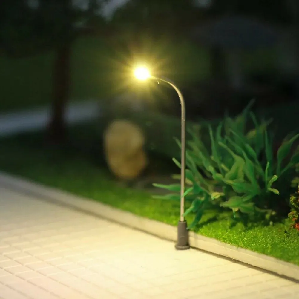 Warm White Model Street Lights Layout Lamppost Railroad Train Garden Playground Scenery LED Lamp Lighting 3