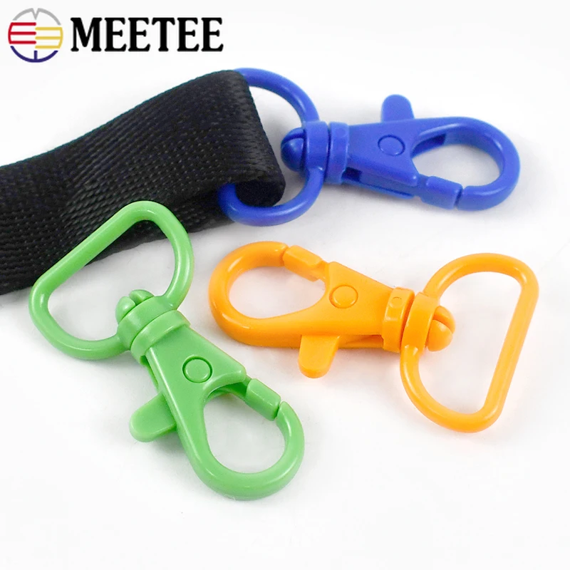 Boucles clip en plastique 38mm - 4 pièces