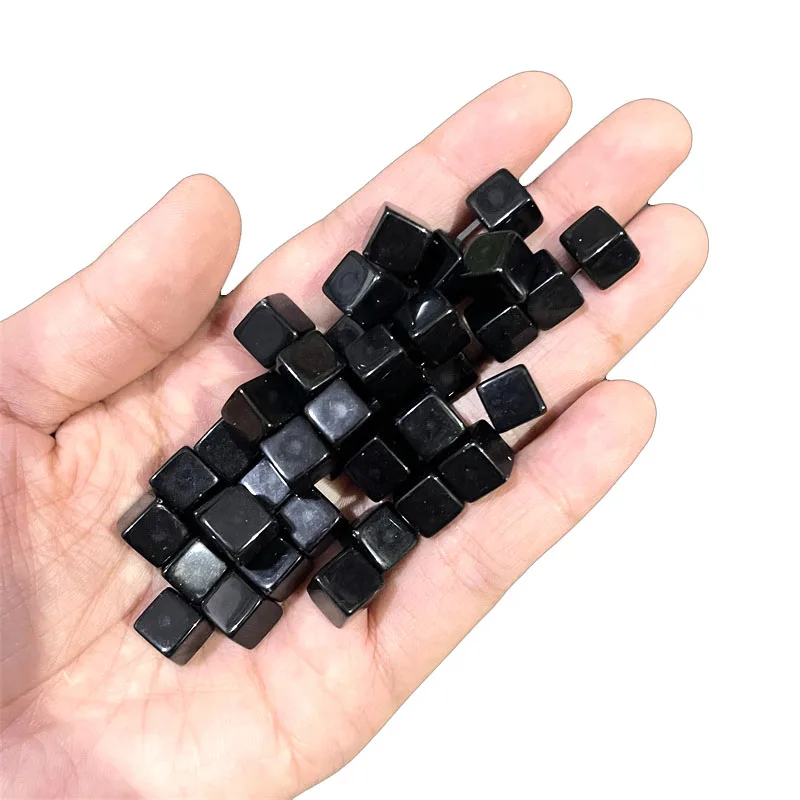 50-Piece Set of High-Quality Clear Crystal Cube Dice - Square Corner Chess Tokens