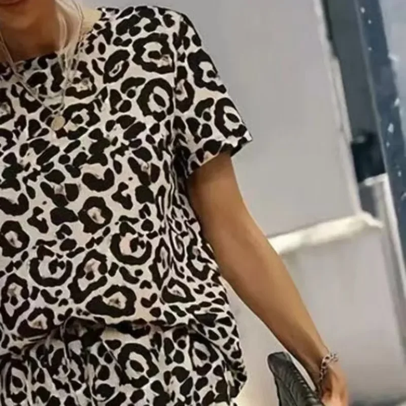 2025 New Fashion Sets For Women 2 Pieces O Neck Leopard Print Short Sleeve Casual Summer Tops  70