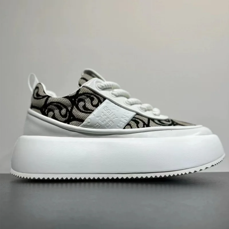

2024 Trend Men's Sneakers White Thick Bottom Height Increasing Sport Shoes for Women Casual Fashion Outdoor Walking Men's Shoes
