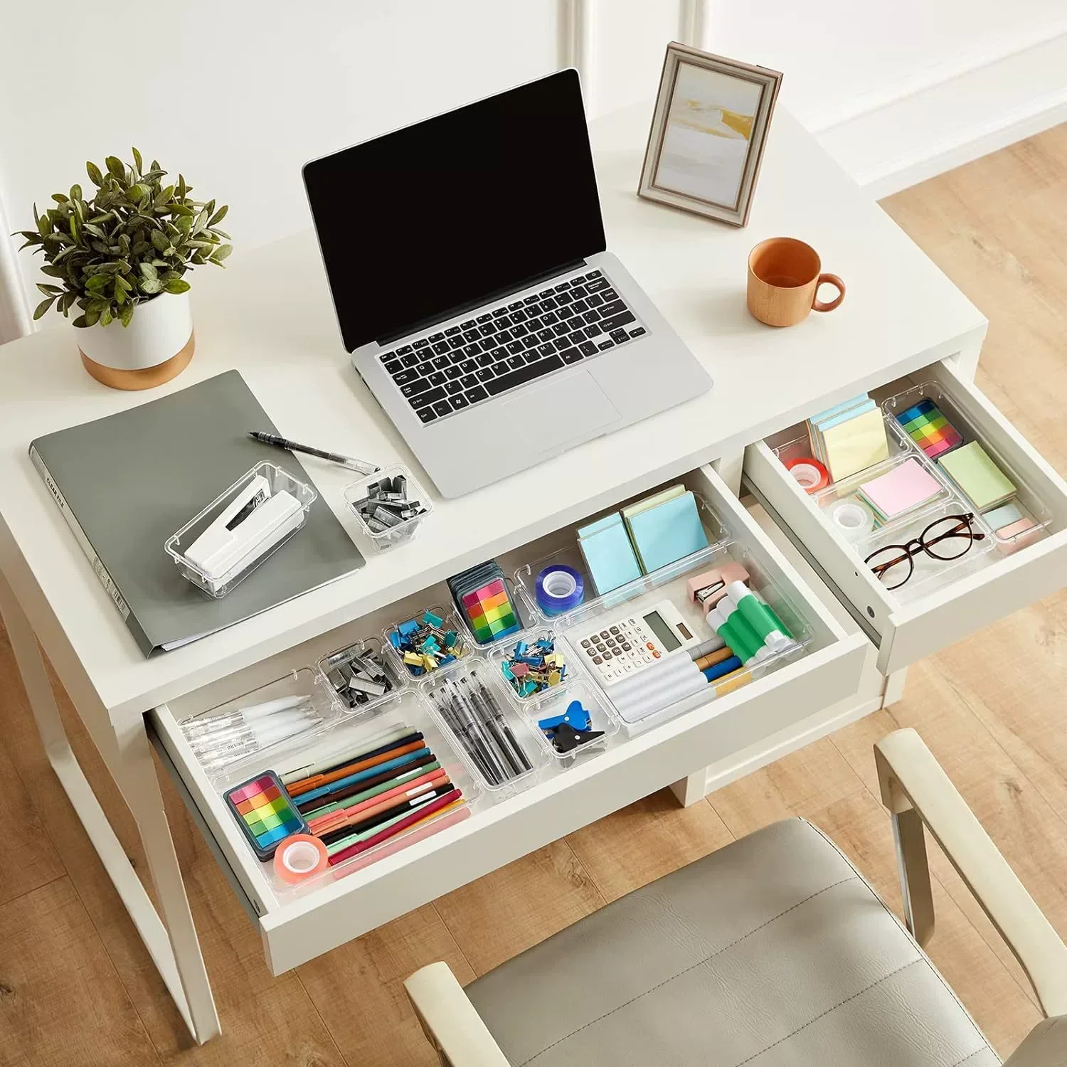 Slide image e36ee306c4ec4d579aa2e8a89e8a2deb