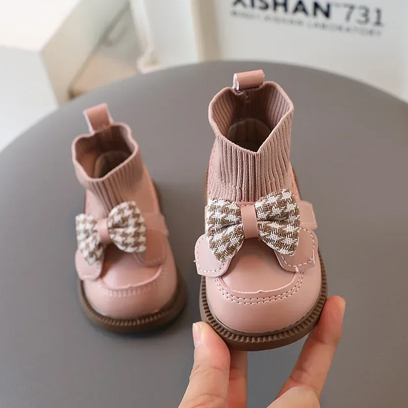 こびとのくつや High Top Baby Girl Kintted Sock Shoes Houndstooth Buttefly