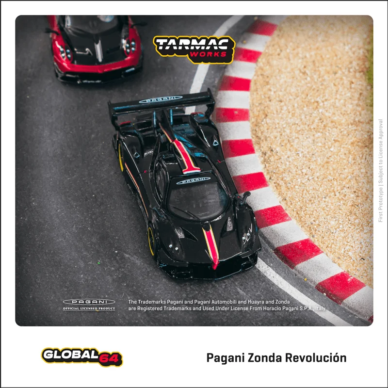 

Tarmac Works 1:64 Pagani Zonda Revolución Nero Oro Black model Car