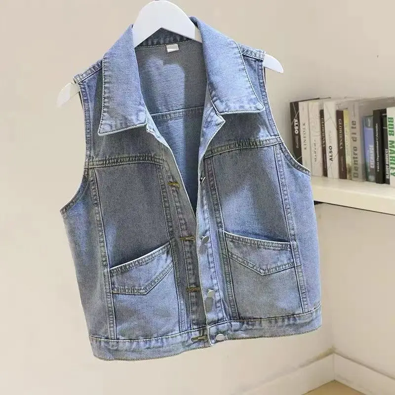 

2023 New Cowboy Marina Woman Summer Small Sleeveless Liftless Vest Short Campaign Cover 05