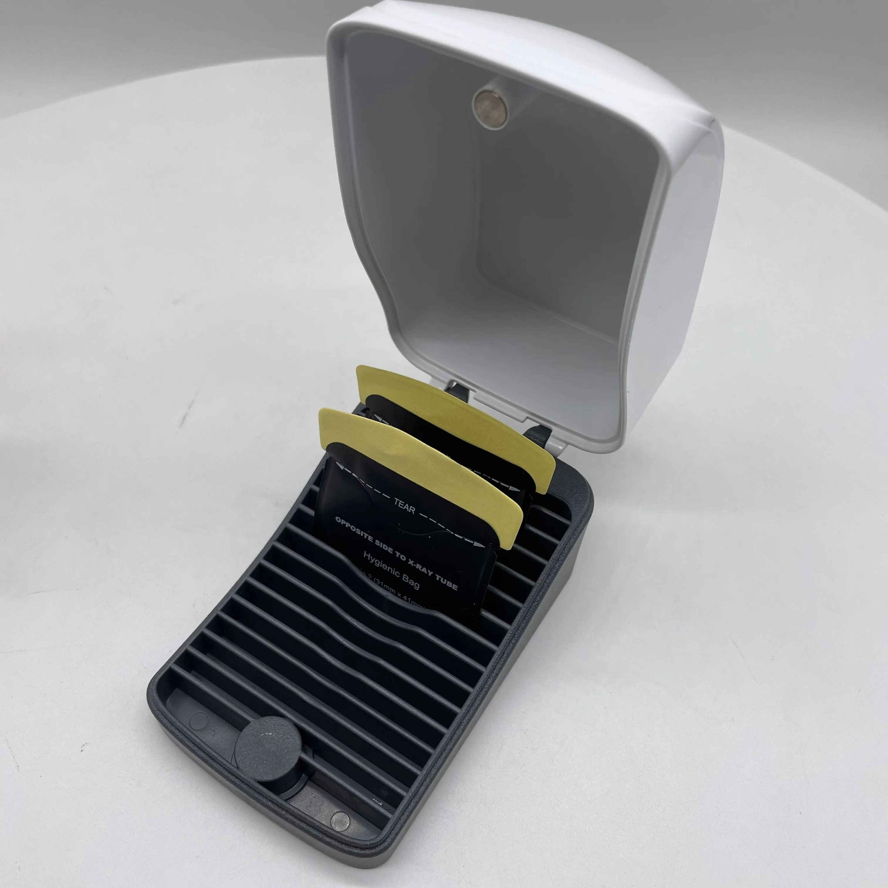 Рисунок 4 - 3-дисковый сканер для стоматологических