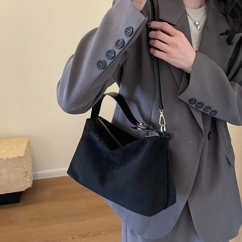 Vintage Chamois Leather Women's Shoulder Bag Fashion Large Capacity Crossbody Bag Soft Handbag For Women Shopping