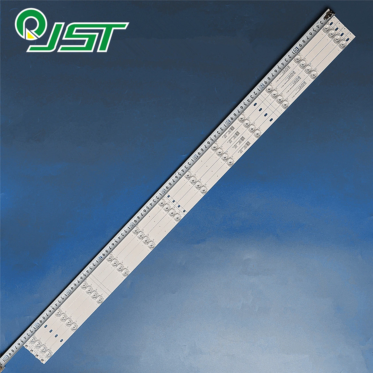 CRH-BX50X3303012049AYREV1.3 BX50X3303012049AYREV1.4 BX50X3303012049AY REV1.3 REV1.4 JHD500X3U51-TAL2K2+110106+SVH500AD6 4pcs