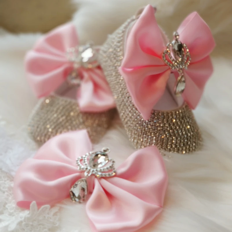 Ensemble de chaussures et bandeau en strass rose scintillant pour nouveau-né, avec couronne royale personnalisée, idéal pour la photographie de bébé fille et la décoration de chambre de bébé