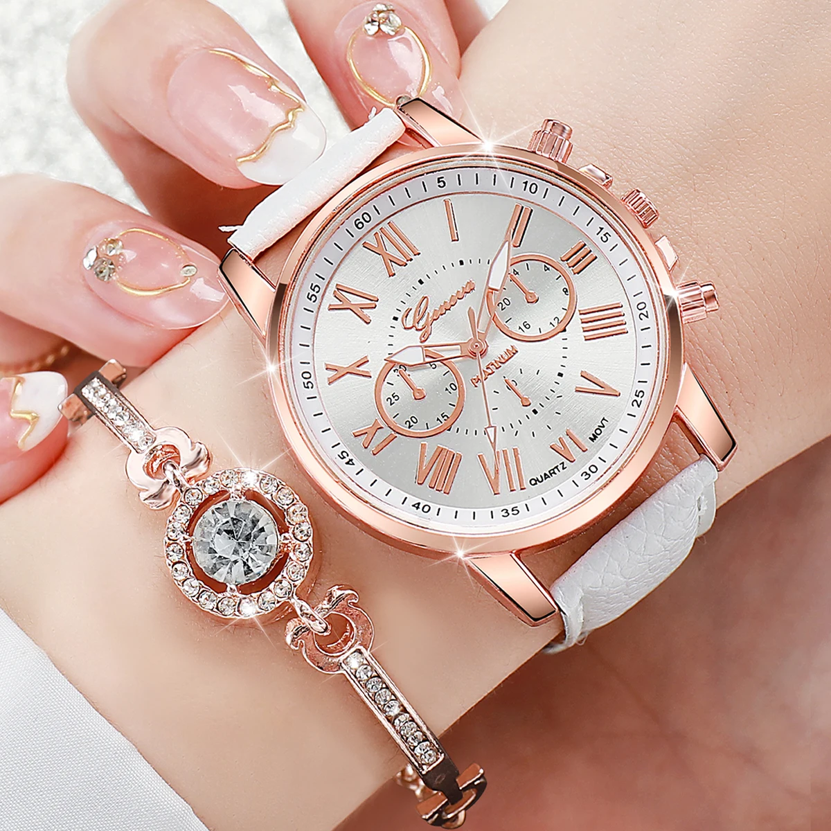 7PCs/Set Hot Women's Watch Combination Set New Creative Trendy Watch Leather Watch Silicone Watch Jewelry Set Box Not Included