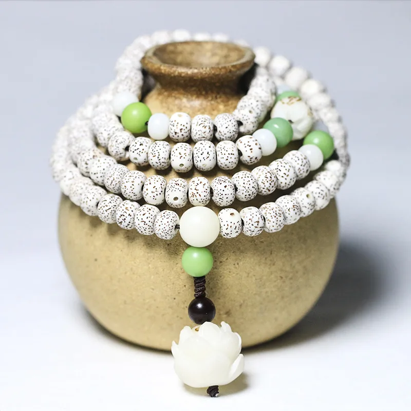 

Hainan seed Gaomi first month Xingyue Bodhi 108 bracelets sweaters necklaces male and female Buddha beads hand jewelry gifts