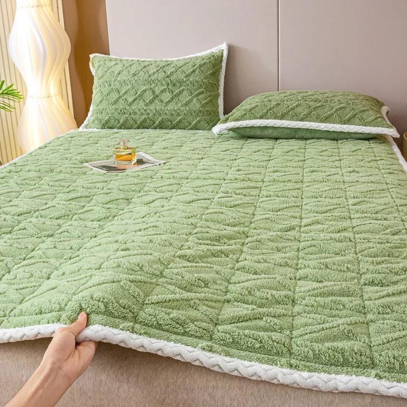 Winter Warm Thick Mattress Topper Pad Fleece Bedspread Soft Non-slip Thin Tatami Mat Home Dormitory Bedsheet Mattress Cover