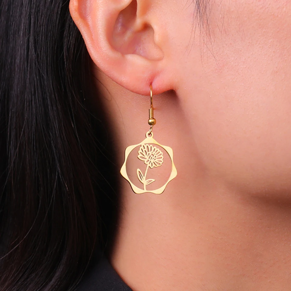 Orecchini sole e luna pendenti boho in oro // gioielli in