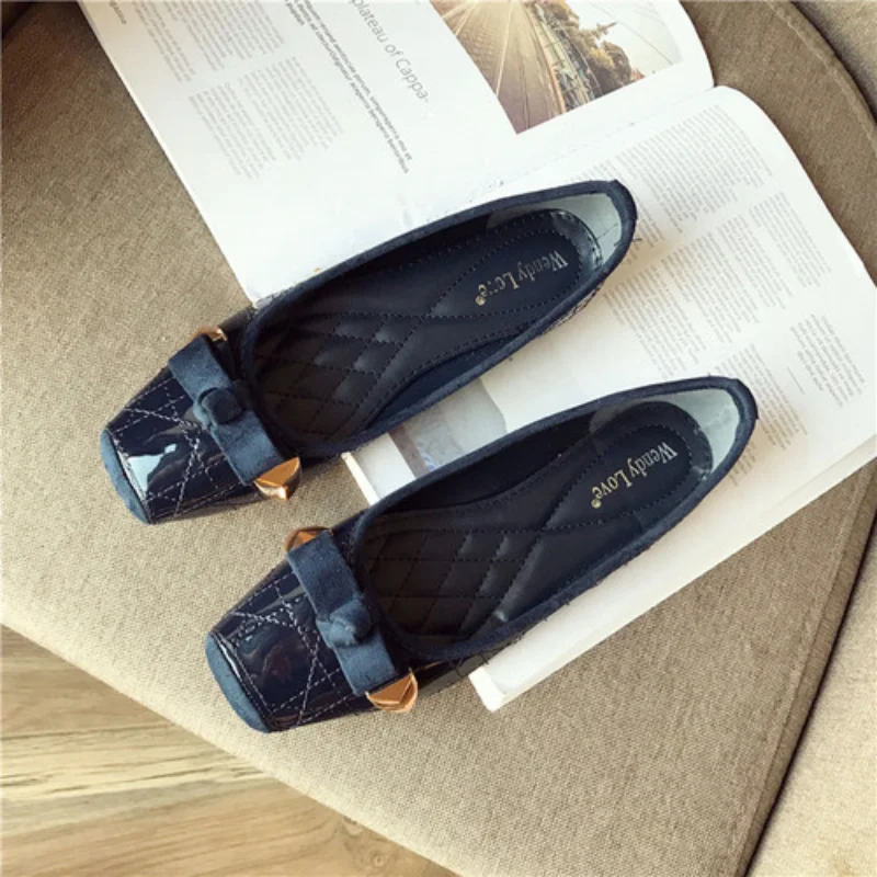 New Fashion Bean Shoes In Spring 2023 Flat Bottom Square Toe Boat Shoes Large Size Shallow Mouth Comfortable Work Shoes 6
