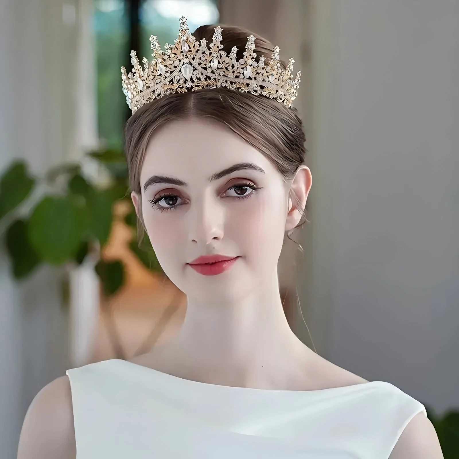 Baroque Queen Crown Elegant Rhinestone Hairband 1pc Suitable for Wedding Parties Wearing Women's Hair Accessories Gifts