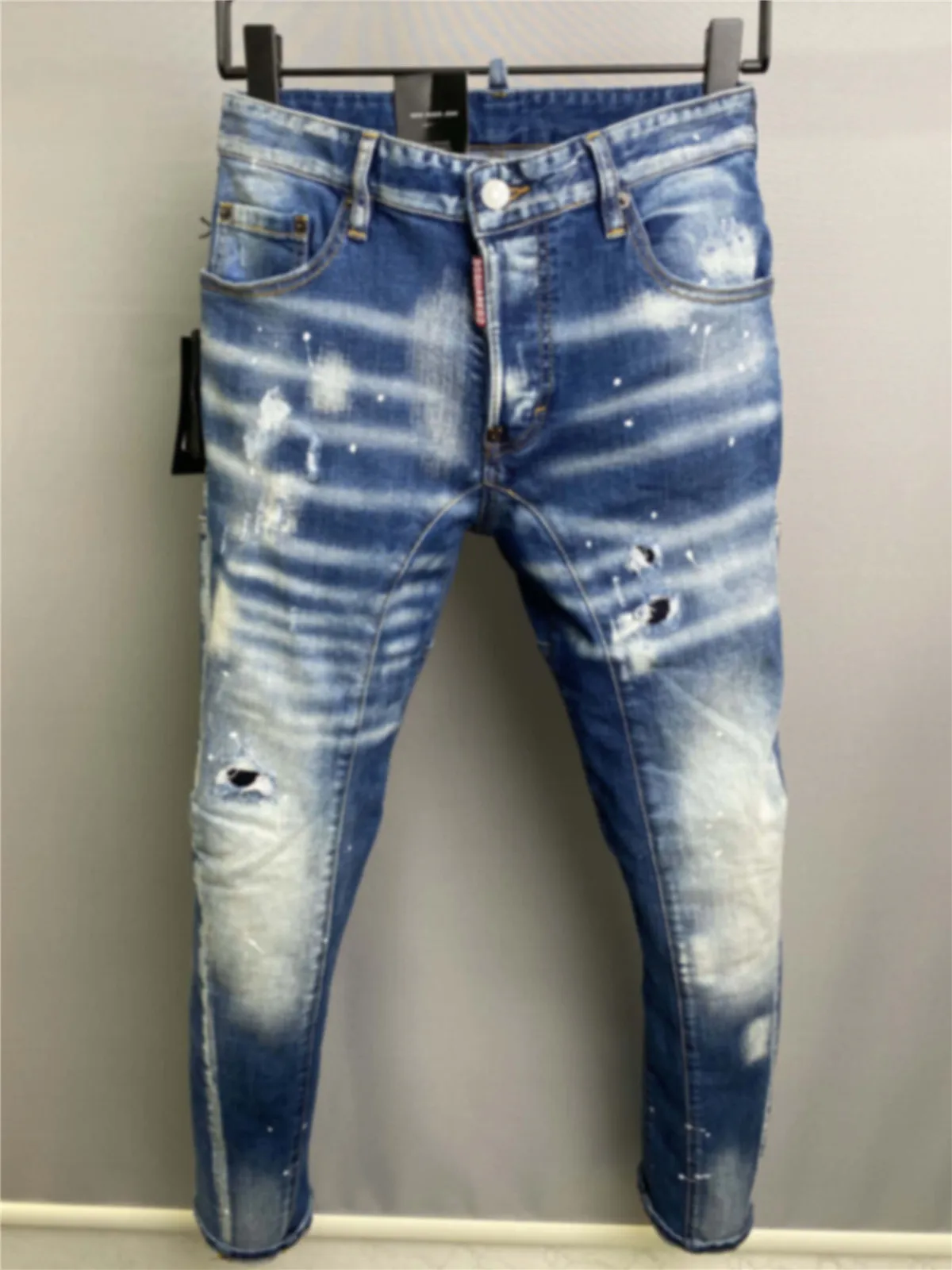 2024 Spring/Summer New D2 Jeans Trendy Men's Washed and Worn Hole Patches Painted Three Dimensional Cutting Small Feet Grey Deni