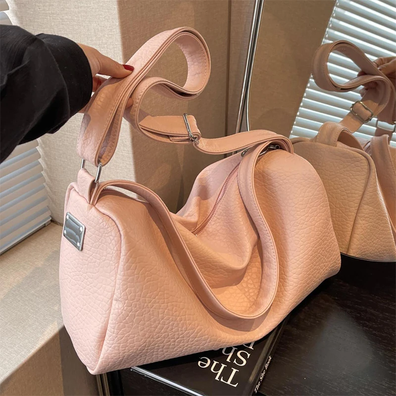 

Designer Pu Shoulder Dumpling Bag Light Crossbody Bag Large Capacity Waist Bag Casual Half-moon Hobo Bag Travel Clutch