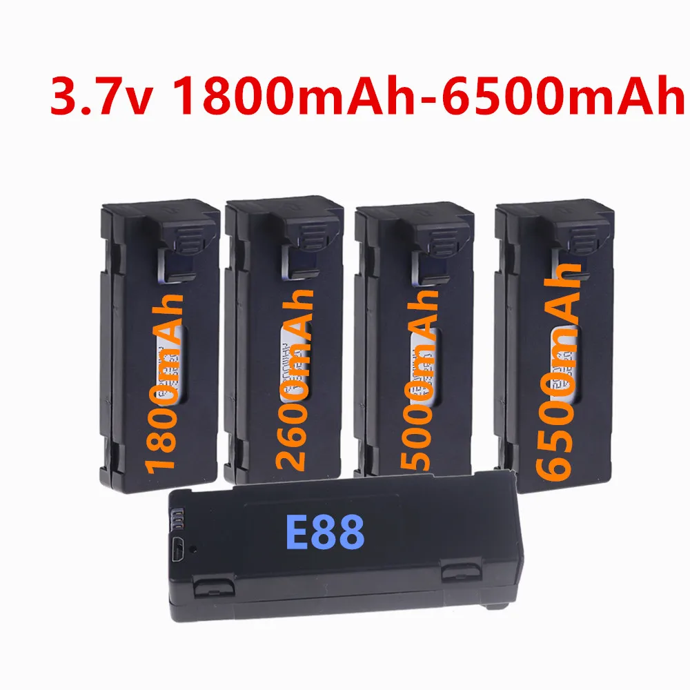 Lot de 2 à 5 batteries rechargeables pour voiture RC, 2600mAh ou 3600mAh, posées sur fond blanc.
