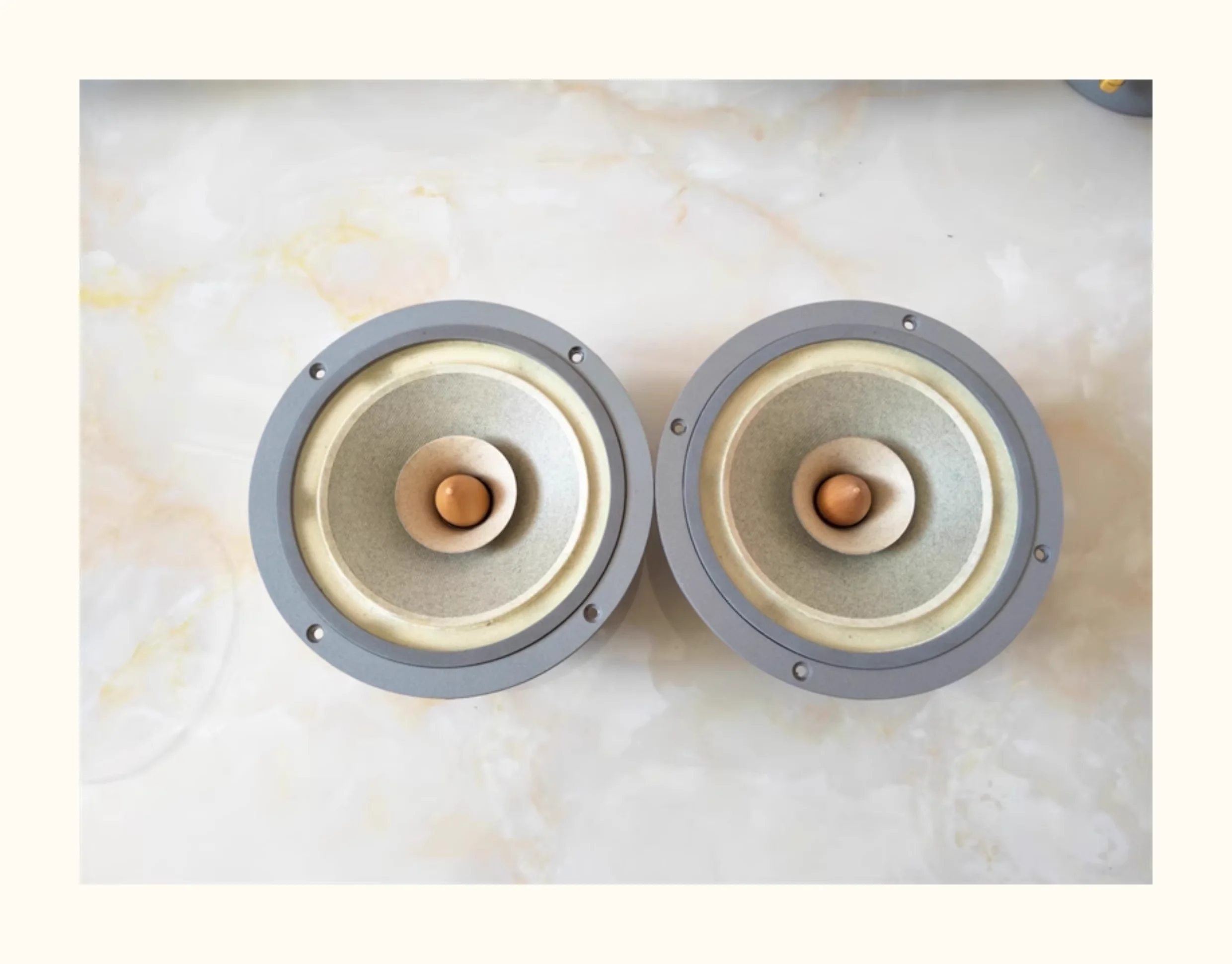 B-683 TDF6 6.5 Inch Full Frequency Spekaer Carbon Fiber Composite Pulp Aviation Magnetic Solid Wood Dust Cap 30-50W 8Ohm 1PCS
