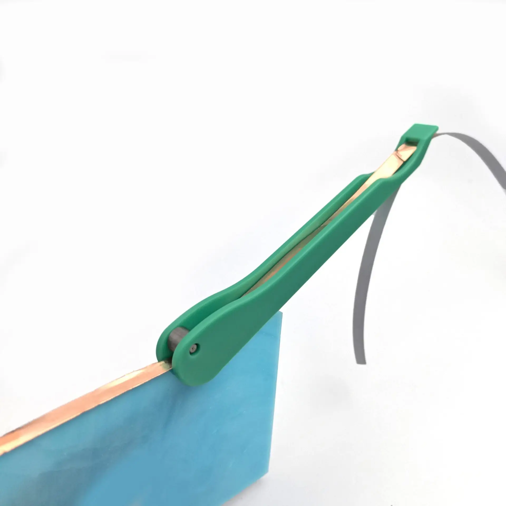 Stained Glass Foil Tool 1