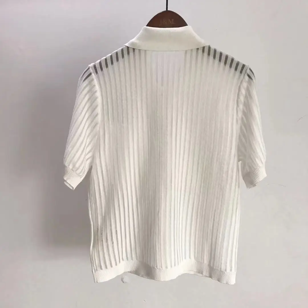 Рисунок 2 - Женская блузка с отложным воротником T0tem *