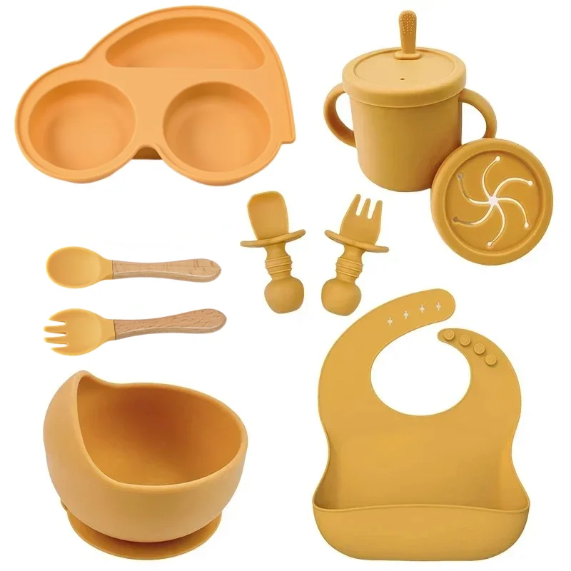 Car Shape Silicone Baby Feeding Set Suction Plate Silicone Baby Bowl Snack Cup Wooden Spoon Fork Kids Tableware Children Dishes silicone meal set,silicone feeding set,baby tableware set