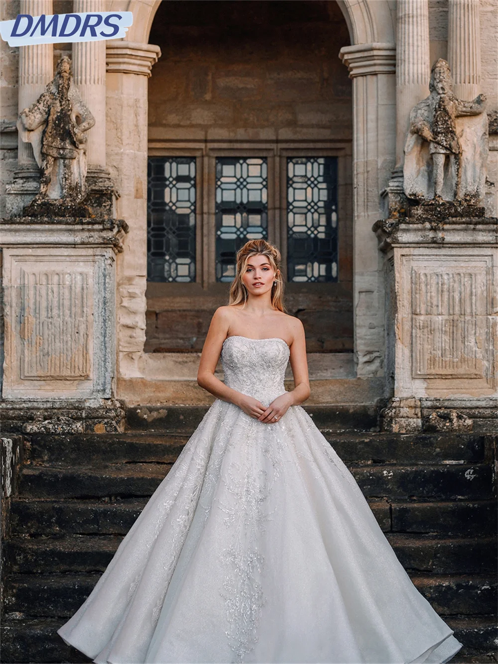 Рисунок 4 - Женское свадебное платье без рукавов It's yiiya