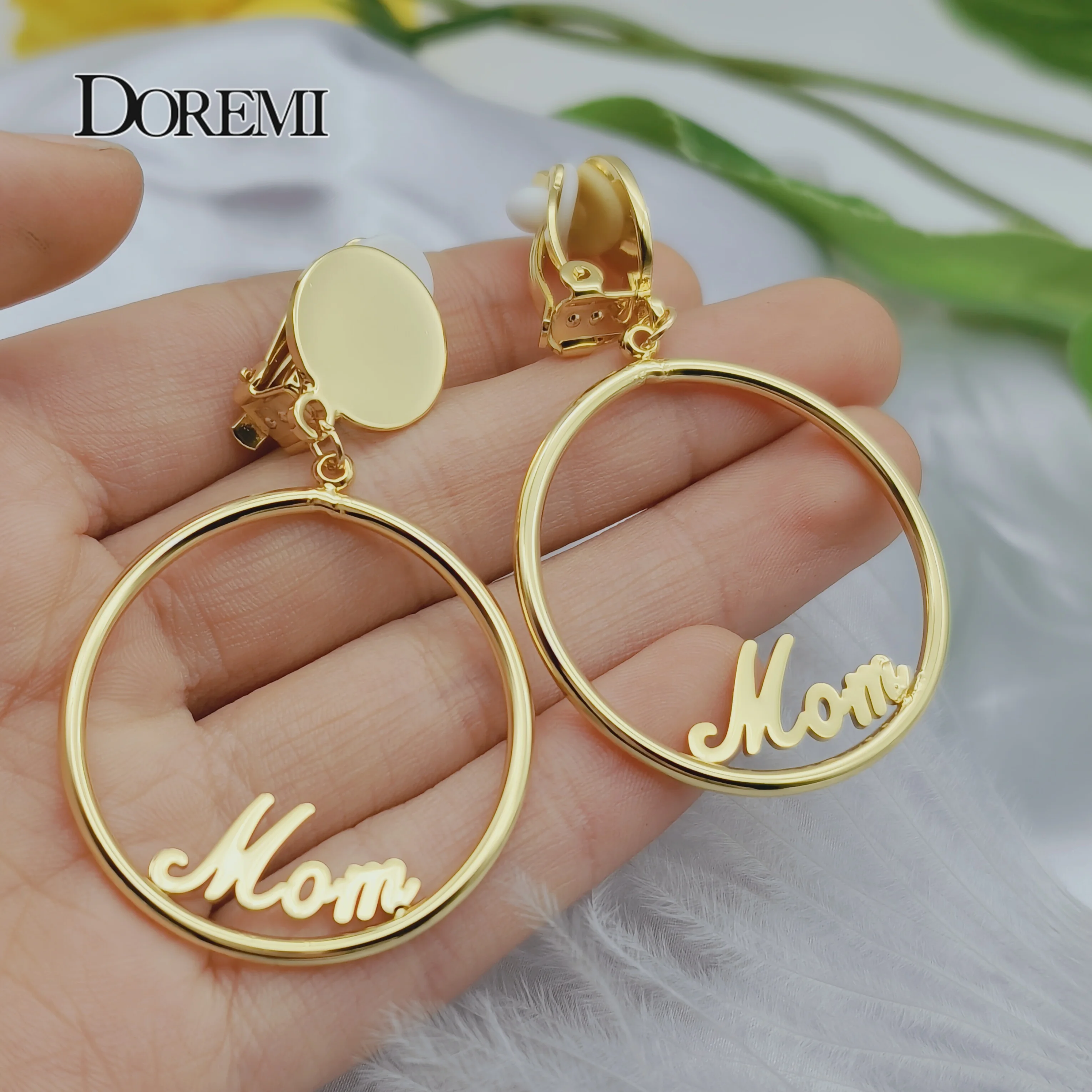 Custom Name Earrings Gold Custom Name Earrings 18K Gold, Letter