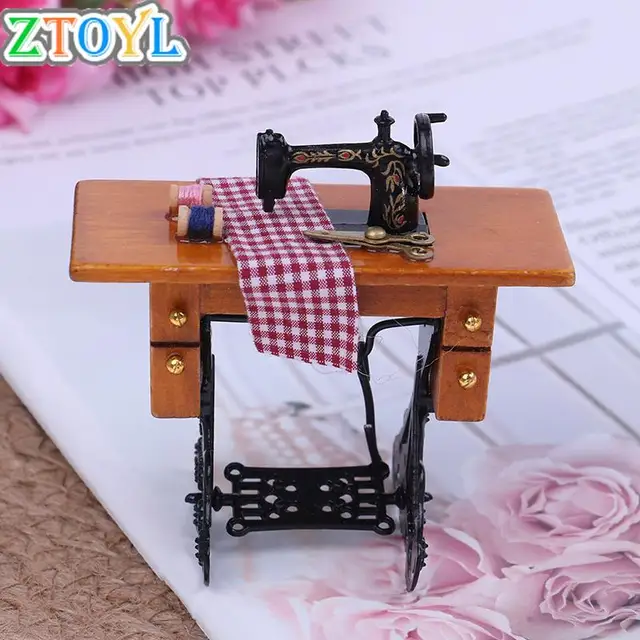 Miniature Sewing Machine With Cloth Accessory for 1/12 Scale doll house Decoration 1